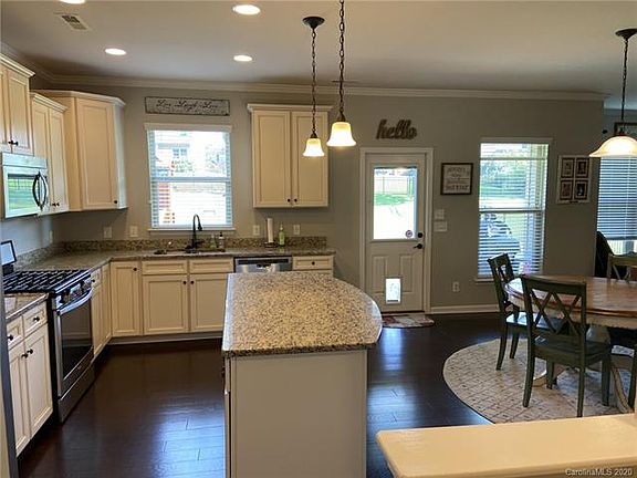 2nd image of 4033 Wild Turkey Ln