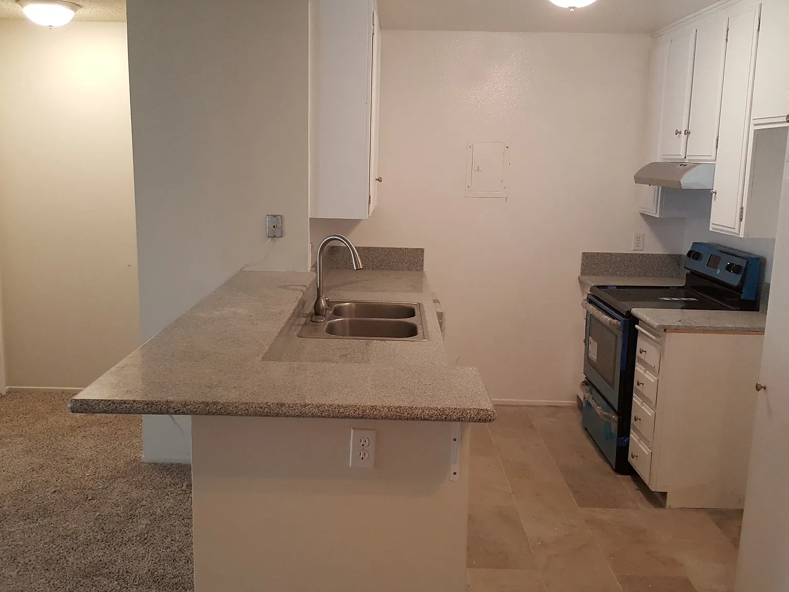2 bed, 878 sqft, $2,900 — Photo 1