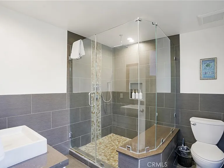 68135 Tachevah Dr — Photo 31
