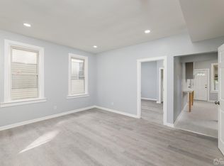 115 Emerson St #2, Carteret, NJ