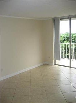5th image of 1801 S Treasure Dr APT 409