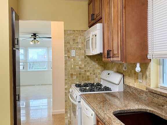 5th image of 5720 226th St #1