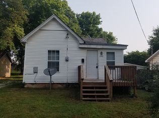 1741 W Olive St, Springfield, MO 65802