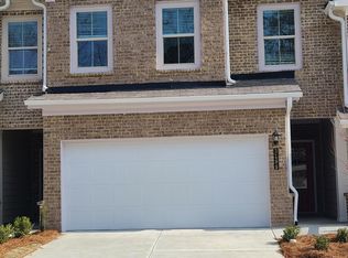 3199 Surrey Green Ln, Buford, GA 30519