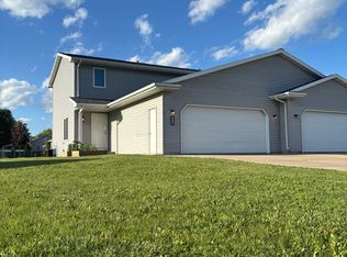 435 W Green Bay St, Pulaski, WI 54162