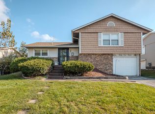 3411 Montmarte Ave, Hazel Crest, IL 60429