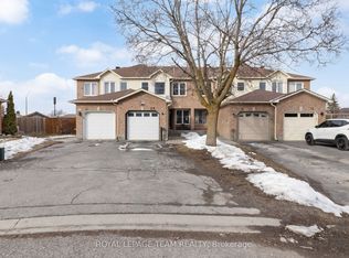 29 Grenadier Way, Ottawa, ON K2J 4L3