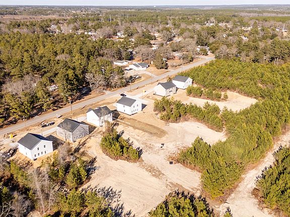 4th image of 727 Old Stagecoach Rd