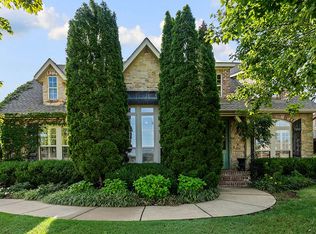 4302 W Willowbend Dr, Rogers, AR 72758