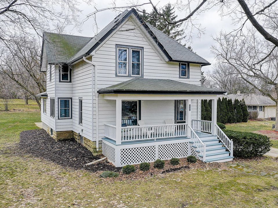 2nd image of 2685 N Brookfield Rd