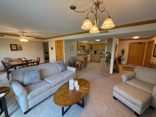 3722 Indianola Ave #317