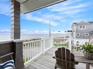 31 Glenwood Ave, Narragansett, RI 02882