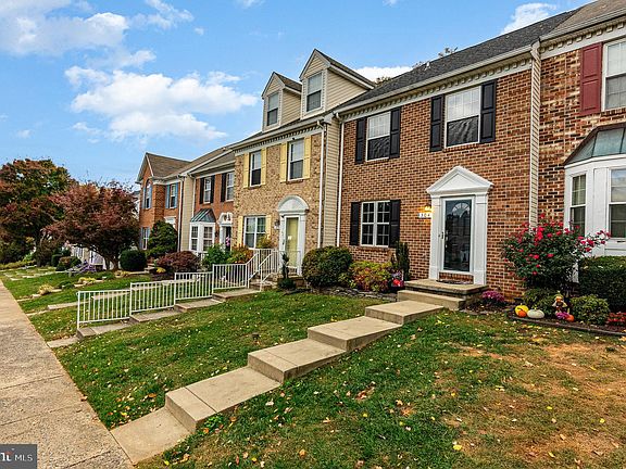 3rd image of 304 Althea Ct