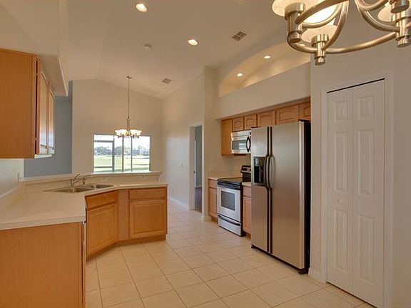 3rd image of 15534 Amberbeam Blvd