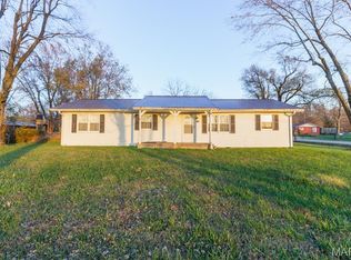 1006 Tower Rd, Lebanon, MO 65536