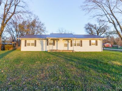 1006 Tower Rd, Lebanon, MO, 65536