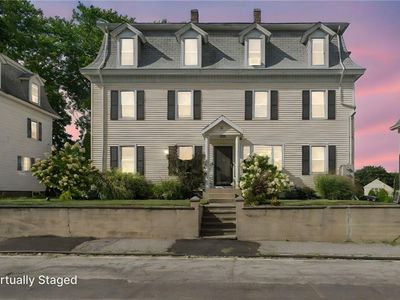 61 School St #2R, Lincoln, RI, 02802