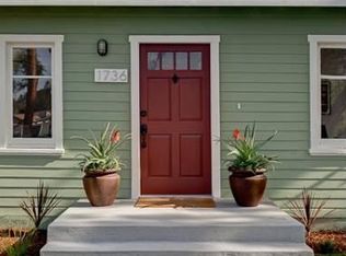 1736 Mentone Ave, Pasadena, CA 91103