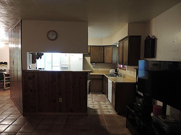 4th image of 3200 Sandpiper Dr
