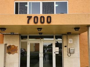 7000 NW 186th St APT 4-324, Hialeah, FL 33015