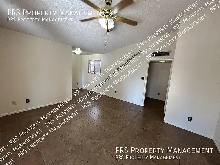 3729 S Kenneth Pl — Photo 9