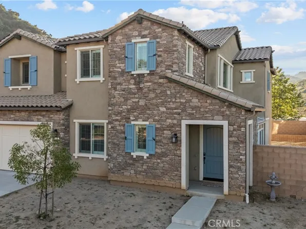 8327 N Mariposa Ct, Canoga Park, CA 91304