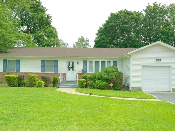 238 Adams Street, Deer Park, NY 11729