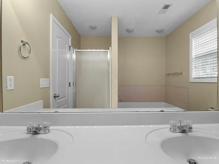 3368 Marrast Dr — Photo 17