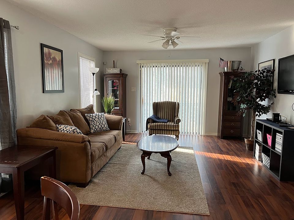 1st image of 2905 Sugarwood Pl #B