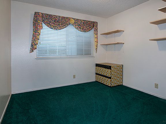 3rd image of 1707 Kathleen Ct