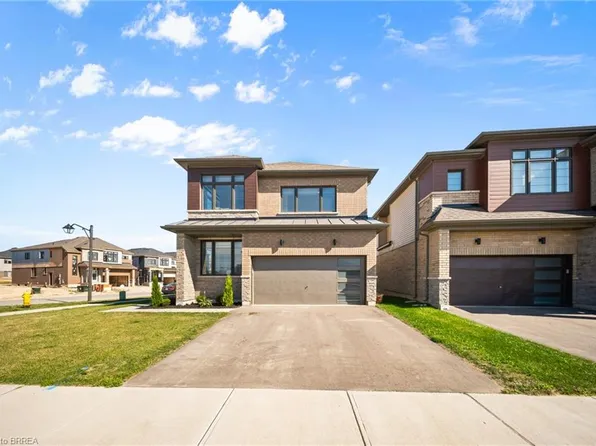 1 Bee Cres, Brantford, ON N3T 0V7