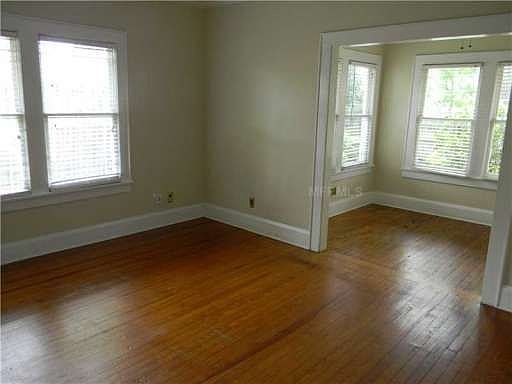 5th image of 126 Cannon St