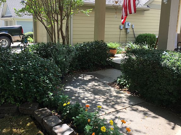 4th image of 420 Creekside Dr