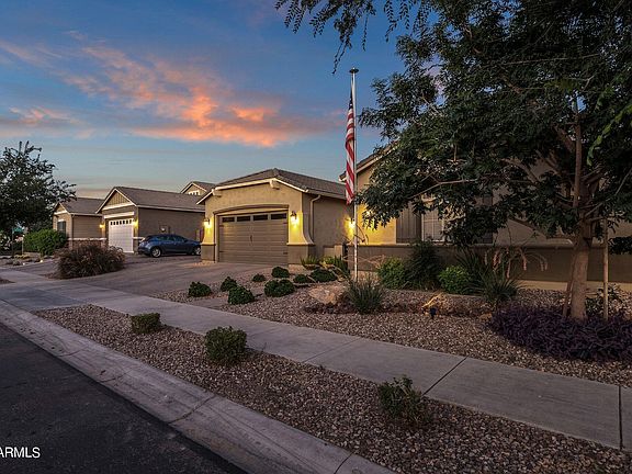 2nd image of 20243 E MOCKINGBIRD Drive