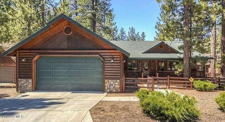1st image of 102 N Teakwood Dr