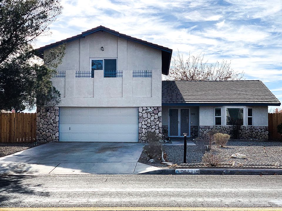 1st image of 26835 Lakeview Dr