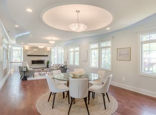 10535 Cedar Ave, Fairfax, VA 22030