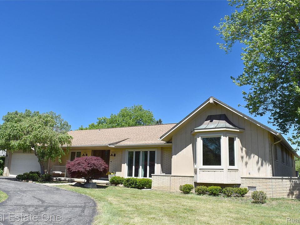 1st image of 5324 Greenbriar Dr