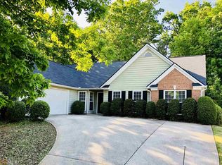 5752 Newberry Point Dr, Flowery Branch, GA 30542