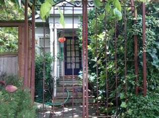2715 Queen Anne Ave N, Seattle, WA 98109