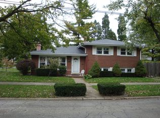 601 Forest Rd, La Grange Park, IL 60526