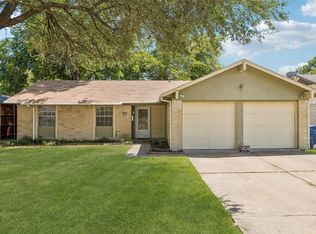 1030 Twilight Dr, Garland, TX 75040