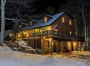 606 Brule Rd, Marquette, MI 49855