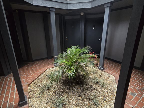 3rd image of 3524 Southpointe Dr Building 2