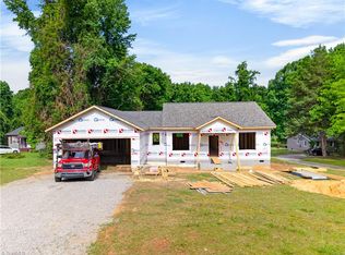 391 Needmore Rd, Carthage, NC 28327
