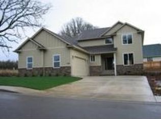 716 NW Douglas St, Dallas, OR 97338