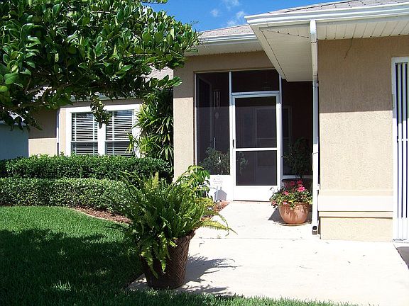 2nd image of 10427 Moshie Ln