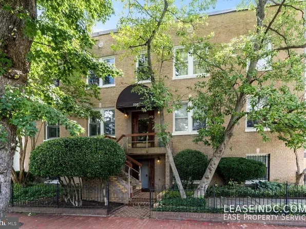 220 13th St SE APT 15, Washington, DC 20003