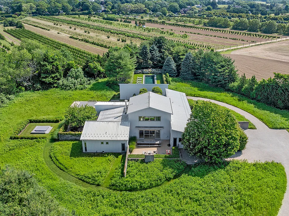 451 Scuttle Hole Rd