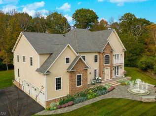 139 Pequest Rd, Andover, NJ 07821